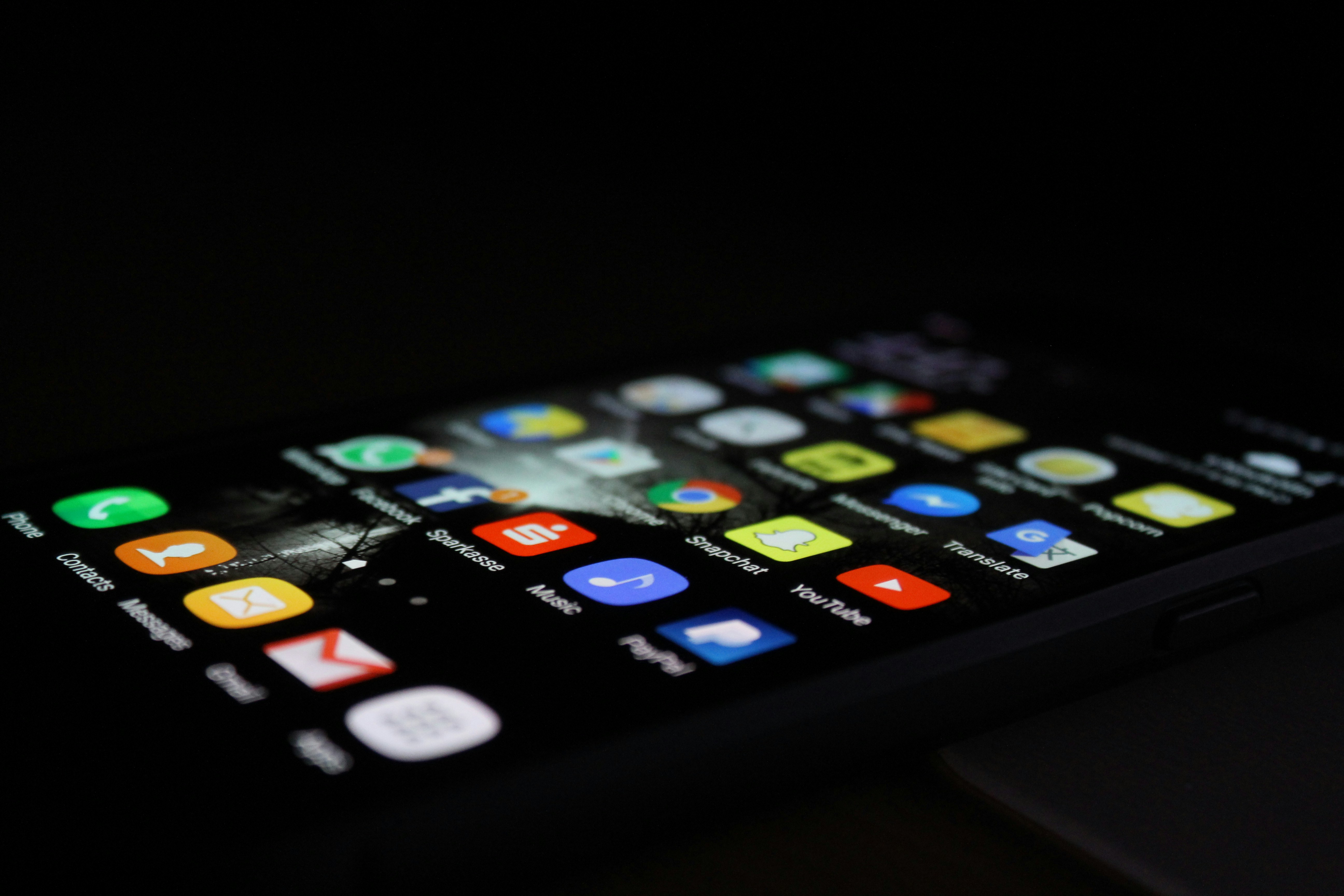 Aplikasi Mobile (Android/iOS) - Native & Cross-Platform Mobile Apps